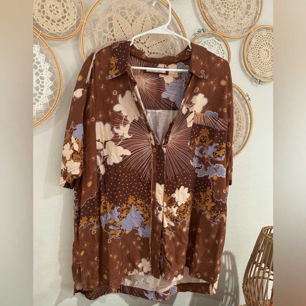 FREE PEOPLE floral brown tops size medium button down